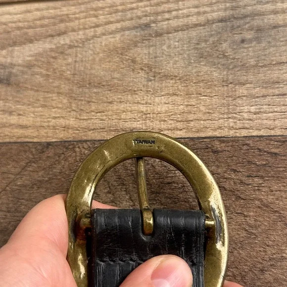 Vintage Western Leather Belt Brass Oval Buckle Black Womens Medium USA Made - Picture 6 of 7